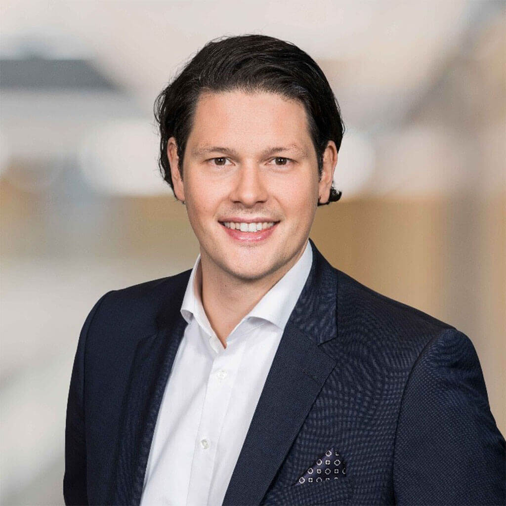 bloxmove advisor DR. ULLI SPANKOWSKI Chief Digital Officer at Boerse Stuttgart Group, Executive Board @Boerse Stuttgart